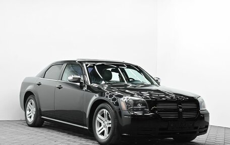 Chrysler 300C II, 2004 год, 785 000 рублей, 2 фотография
