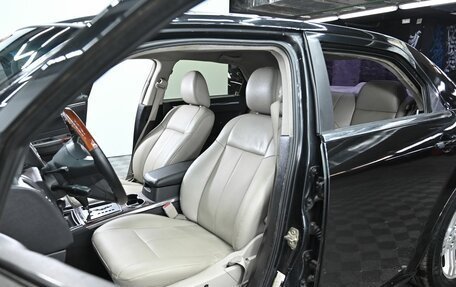 Chrysler 300C II, 2004 год, 785 000 рублей, 6 фотография