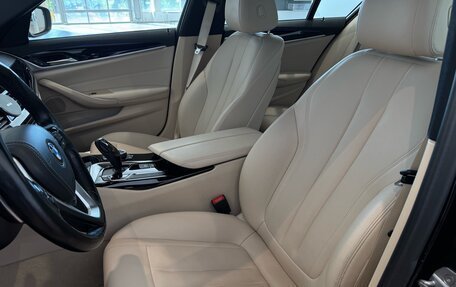 BMW 5 серия, 2018 год, 3 250 000 рублей, 24 фотография
