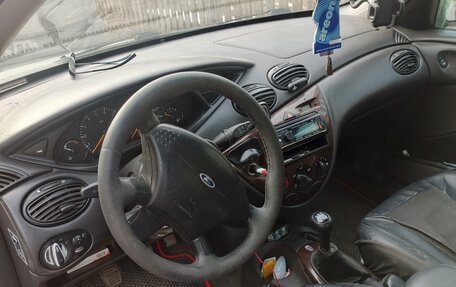 Ford Focus IV, 1999 год, 250 000 рублей, 2 фотография