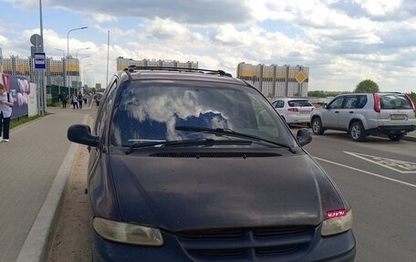 Chrysler Voyager III, 1998 год, 250 000 рублей, 2 фотография