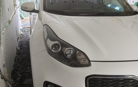 KIA Sportage IV рестайлинг, 2017 год, 1 000 000 рублей, 7 фотография