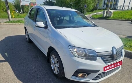 Renault Logan II, 2020 год, 855 000 рублей, 3 фотография