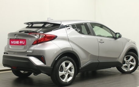 Toyota C-HR I рестайлинг, 2018 год, 2 165 000 рублей, 2 фотография