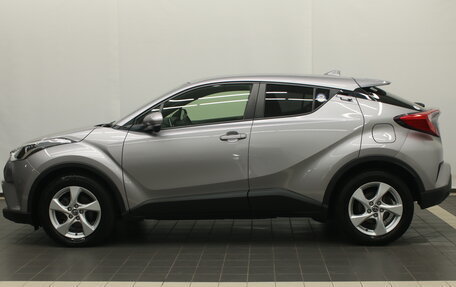 Toyota C-HR I рестайлинг, 2018 год, 2 165 000 рублей, 13 фотография