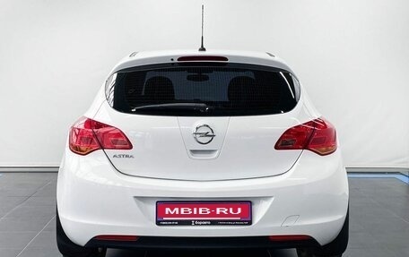 Opel Astra J, 2011 год, 866 000 рублей, 6 фотография