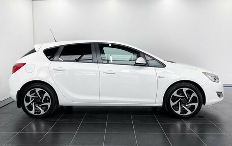 Opel Astra J, 2011 год, 866 000 рублей, 8 фотография