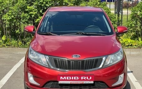 KIA Rio III рестайлинг, 2012 год, 1 000 000 рублей, 2 фотография