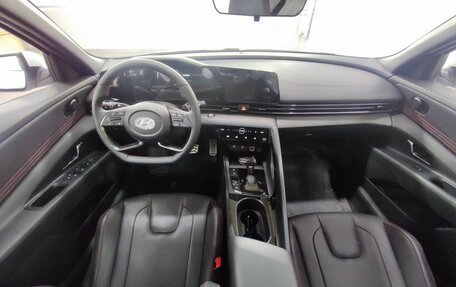 Hyundai Elantra, 2023 год, 2 250 000 рублей, 13 фотография