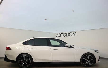 BMW 5 серия, 2024 год, 9 080 000 рублей, 6 фотография