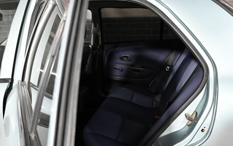 Mitsubishi Carisma I, 2003 год, 300 000 рублей, 16 фотография