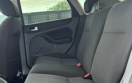 Ford Focus II рестайлинг, 2011 год, 700 000 рублей, 14 фотография