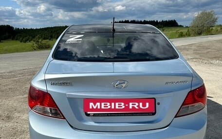 Hyundai Solaris II рестайлинг, 2012 год, 850 000 рублей, 3 фотография