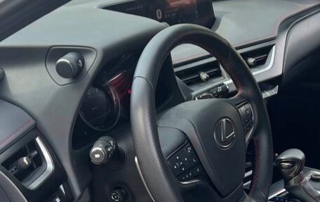 Lexus UX I, 2021 год, 4 250 000 рублей, 7 фотография