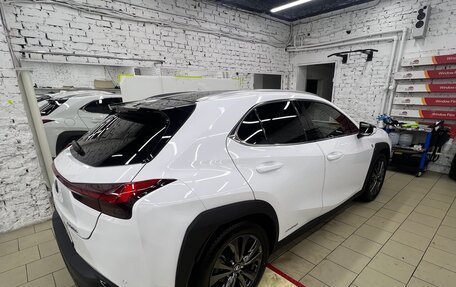 Lexus UX I, 2021 год, 4 250 000 рублей, 13 фотография
