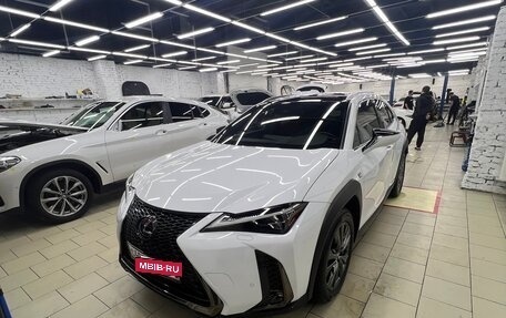 Lexus UX I, 2021 год, 4 250 000 рублей, 11 фотография