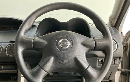 Nissan Avenir II, 2003 год, 395 000 рублей, 13 фотография