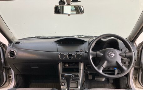 Nissan Avenir II, 2003 год, 395 000 рублей, 10 фотография
