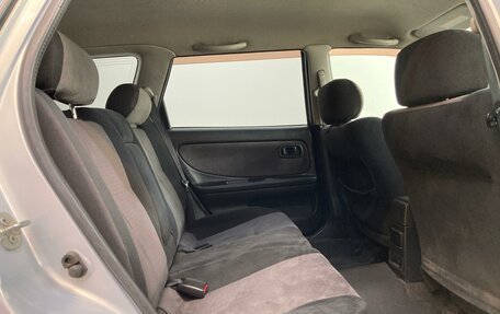Nissan Avenir II, 2003 год, 395 000 рублей, 17 фотография