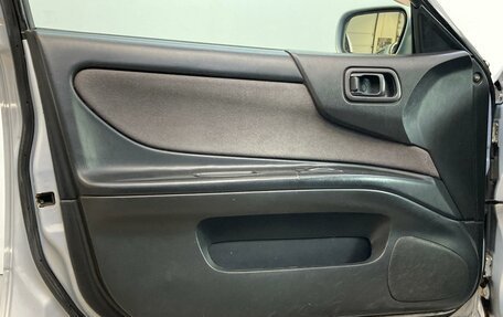 Nissan Avenir II, 2003 год, 395 000 рублей, 18 фотография
