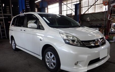 Toyota ISis I, 2016 год, 1 210 000 рублей, 4 фотография