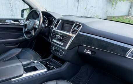 Mercedes-Benz M-Класс, 2013 год, 3 390 000 рублей, 8 фотография