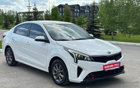 KIA Rio IV, 2021 год, 1 620 000 рублей, 7 фотография