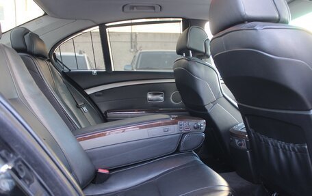BMW 7 серия, 2005 год, 889 999 рублей, 22 фотография