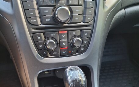 Opel Astra J, 2013 год, 805 000 рублей, 10 фотография