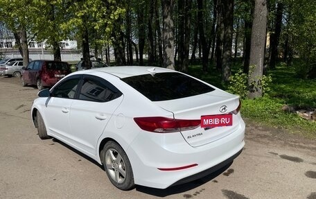 Hyundai Elantra VI рестайлинг, 2018 год, 1 390 000 рублей, 6 фотография