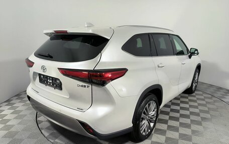 Toyota Highlander, 2024 год, 5 700 000 рублей, 6 фотография