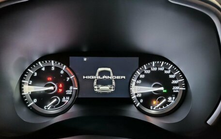 Toyota Highlander, 2024 год, 5 700 000 рублей, 21 фотография