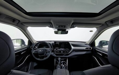 Toyota Highlander, 2024 год, 5 700 000 рублей, 16 фотография