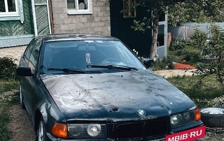 BMW 3 серия, 1993 год, 135 000 рублей, 1 фотография