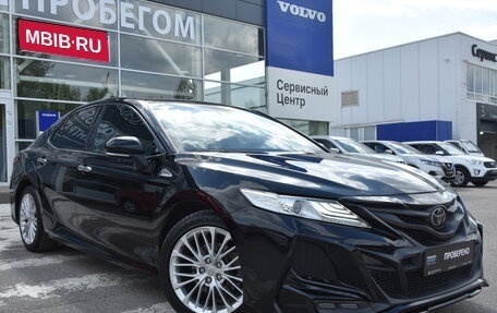 Toyota Camry, 2019 год, 2 800 000 рублей, 1 фотография