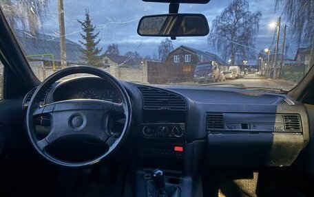 BMW 3 серия, 1993 год, 135 000 рублей, 4 фотография