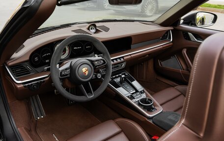 Porsche 911, 2021 год, 29 500 000 рублей, 34 фотография