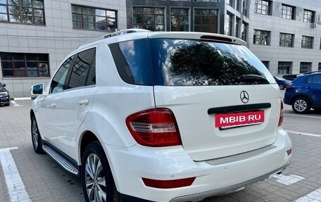 Mercedes-Benz M-Класс, 2011 год, 1 850 000 рублей, 4 фотография
