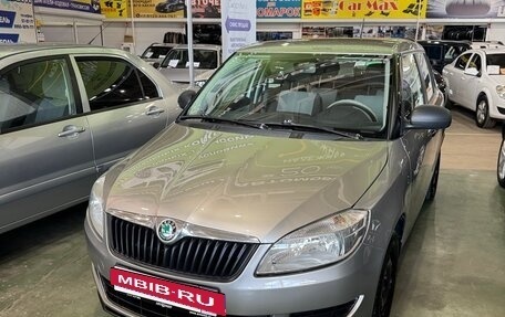 Skoda Fabia II, 2012 год, 587 000 рублей, 3 фотография