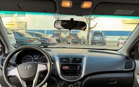 Hyundai Solaris II рестайлинг, 2012 год, 650 000 рублей, 8 фотография