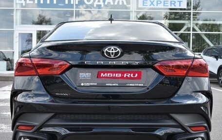 Toyota Camry, 2019 год, 2 800 000 рублей, 6 фотография
