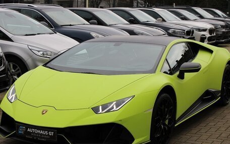 Lamborghini Huracán, 2021 год, 24 000 000 рублей, 8 фотография