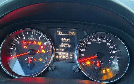 Nissan Qashqai, 2012 год, 1 050 000 рублей, 11 фотография