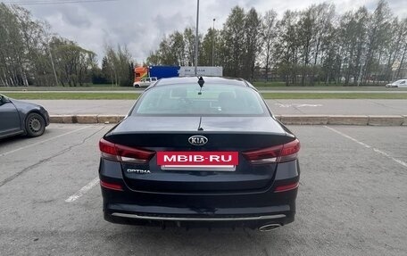 KIA Optima IV, 2019 год, 2 200 000 рублей, 2 фотография