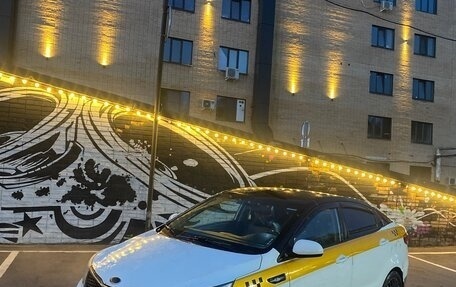 KIA Rio III рестайлинг, 2016 год, 460 000 рублей, 3 фотография