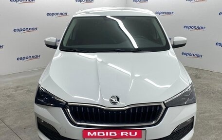 Skoda Rapid II, 2021 год, 1 400 000 рублей, 2 фотография