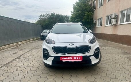 KIA Sportage IV рестайлинг, 2021 год, 1 947 000 рублей, 2 фотография