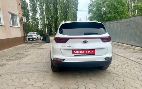 KIA Sportage IV рестайлинг, 2021 год, 1 947 000 рублей, 6 фотография