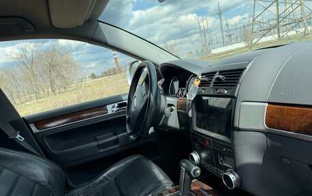 Volkswagen Touareg III, 2009 год, 1 350 000 рублей, 11 фотография