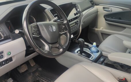 Honda Pilot III рестайлинг, 2020 год, 3 500 000 рублей, 9 фотография